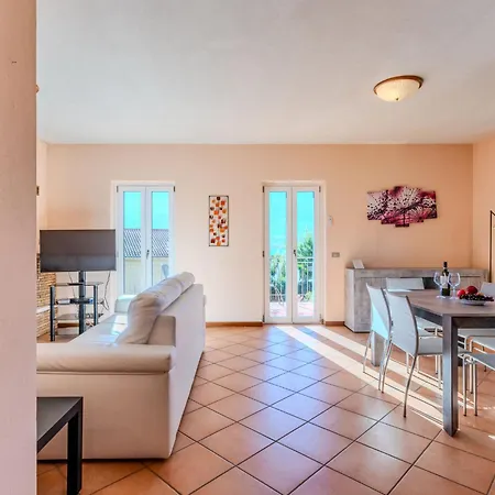 Alex By Interhome Appartement Gera Lario