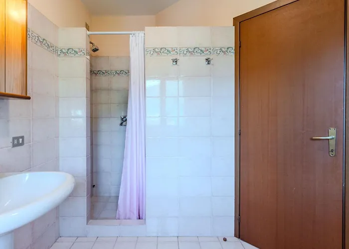 Alex By Interhome アパート