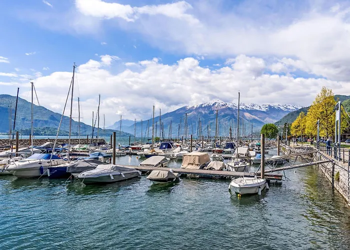 Alex By Interhome * جيرا لاريو